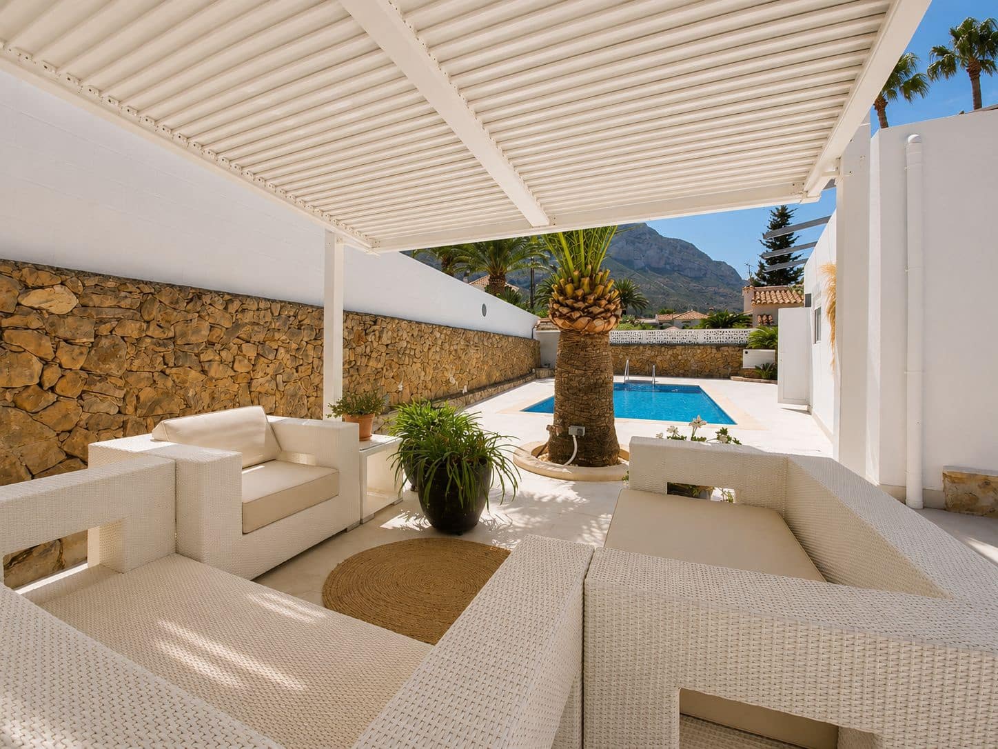 2 sypialnia Willa na sprzedaż w Denia z basenem garażem - 679 000 € (Ref: 10048157)
