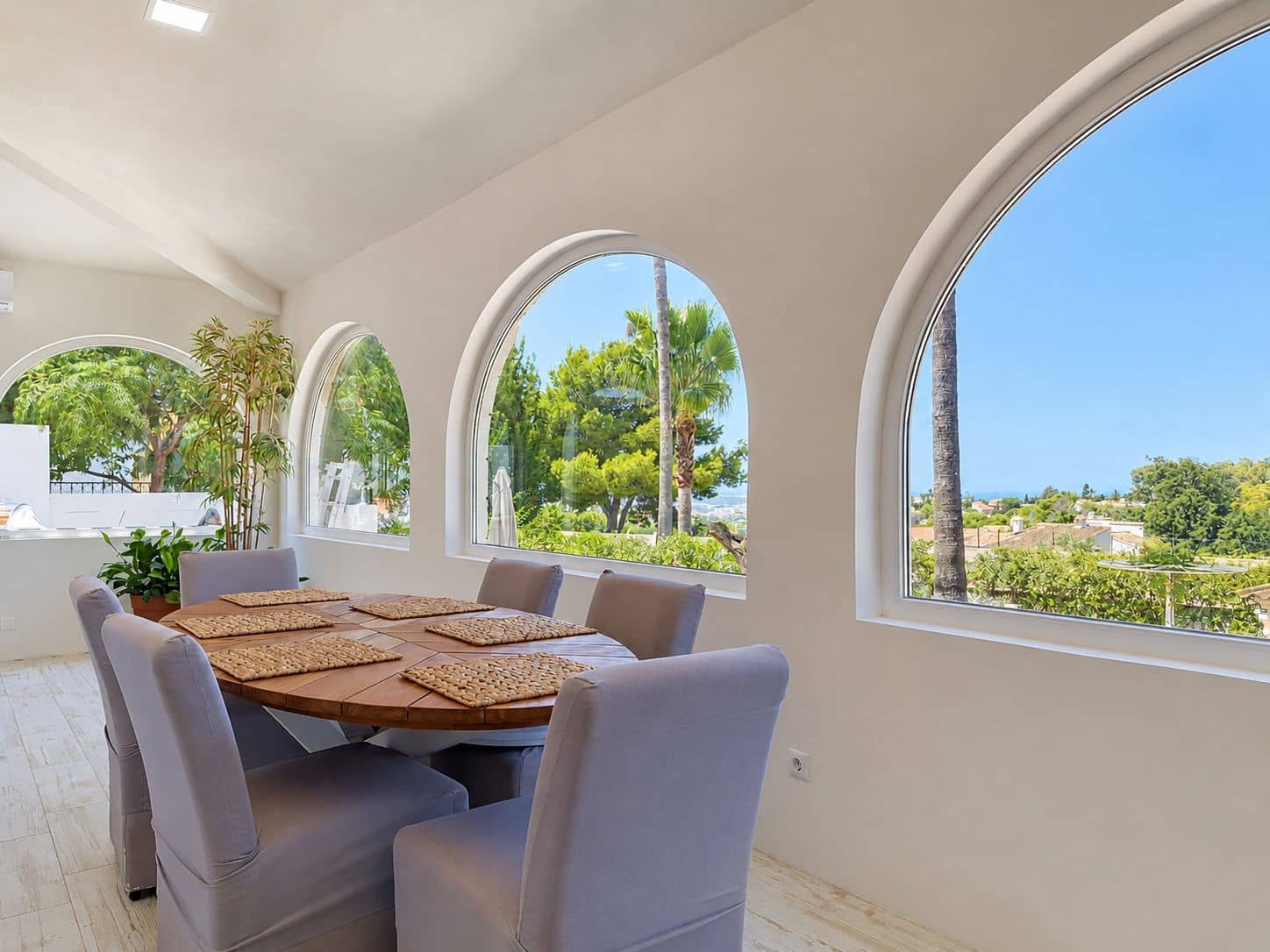 2 sypialnia Willa na sprzedaż w Denia z basenem garażem - 679 000 € (Ref: 10048157)
