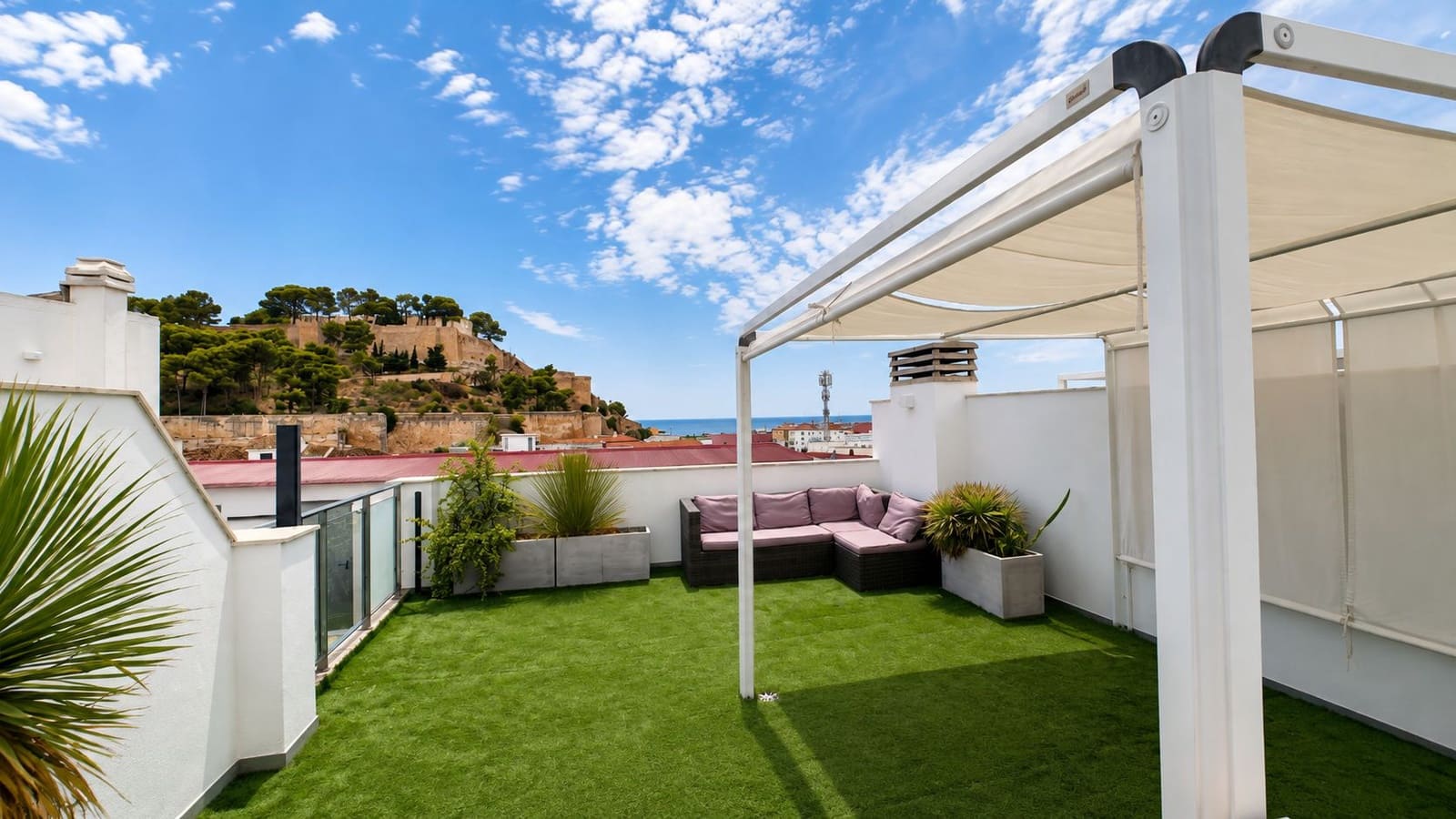 4 sypialnia Penthouse na sprzedaż w Denia z garażem - 690 000 € (Ref: 10048158)