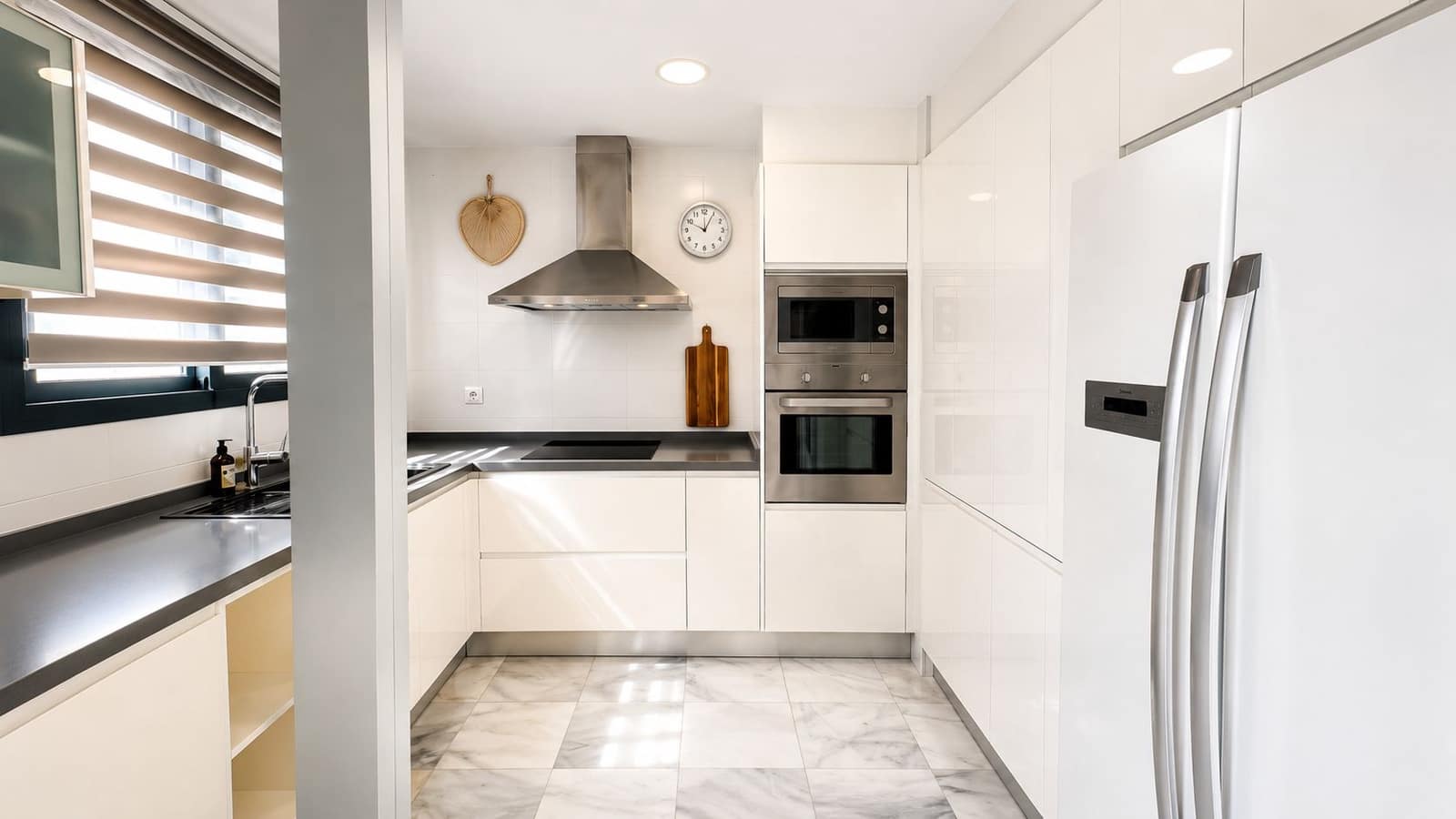 4 sypialnia Penthouse na sprzedaż w Denia z garażem - 690 000 € (Ref: 10048158)