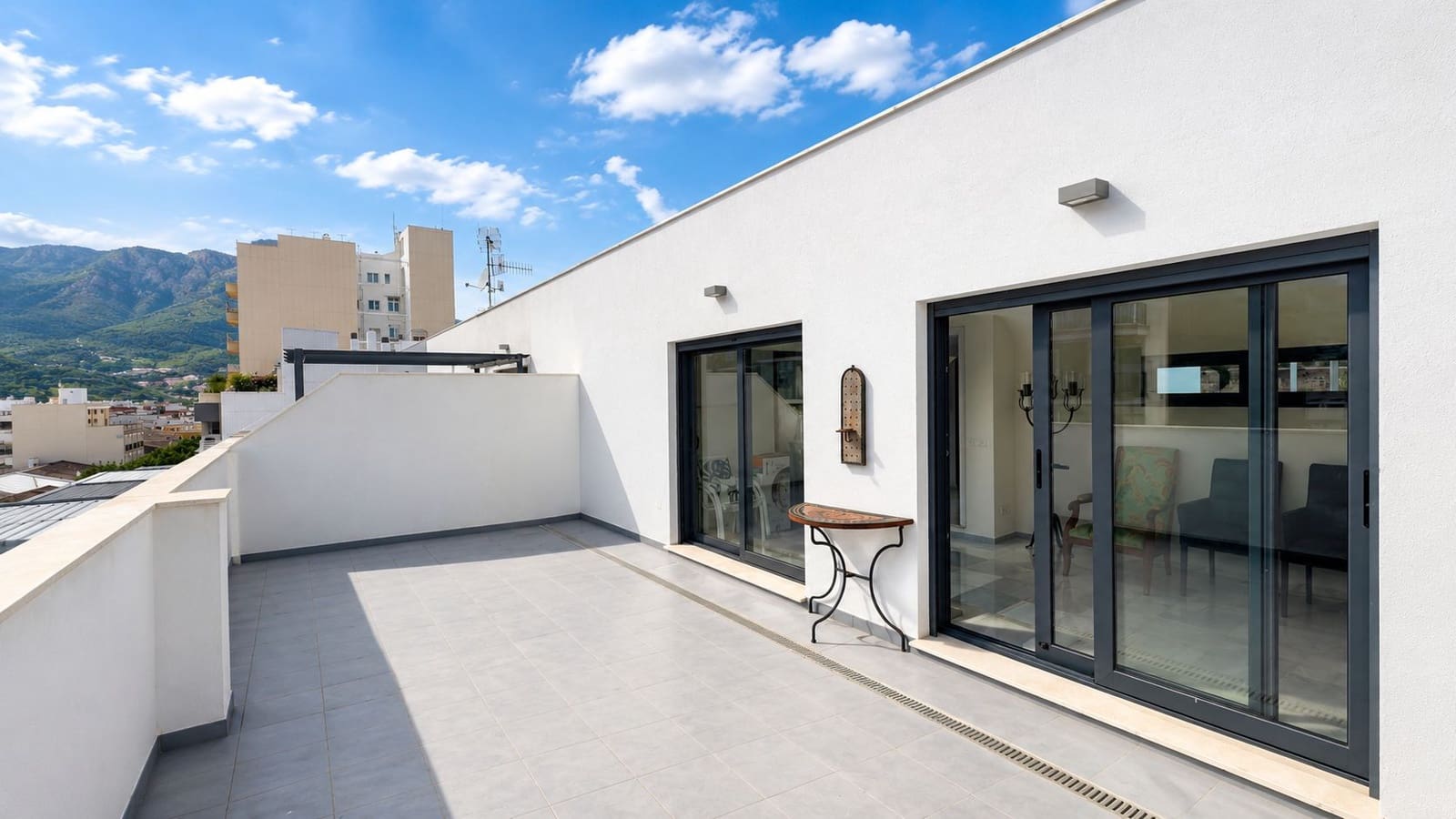 4 sypialnia Penthouse na sprzedaż w Denia z garażem - 690 000 € (Ref: 10048158)