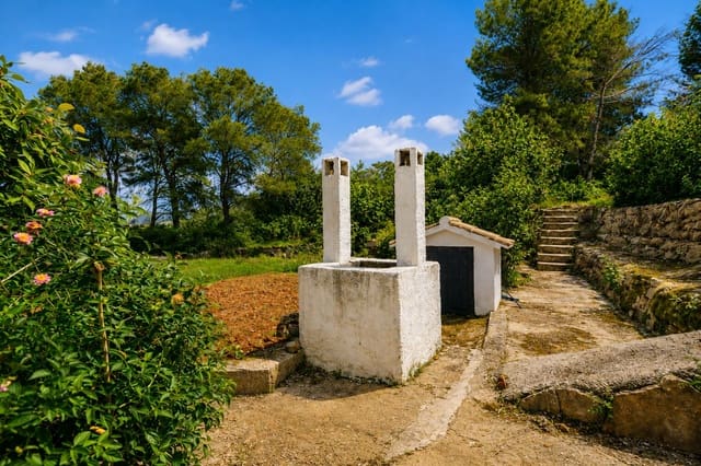 Finca/Casa Rural de 4 habitaciones en La Sella en venta - 770.000 € (Ref: 10048159)