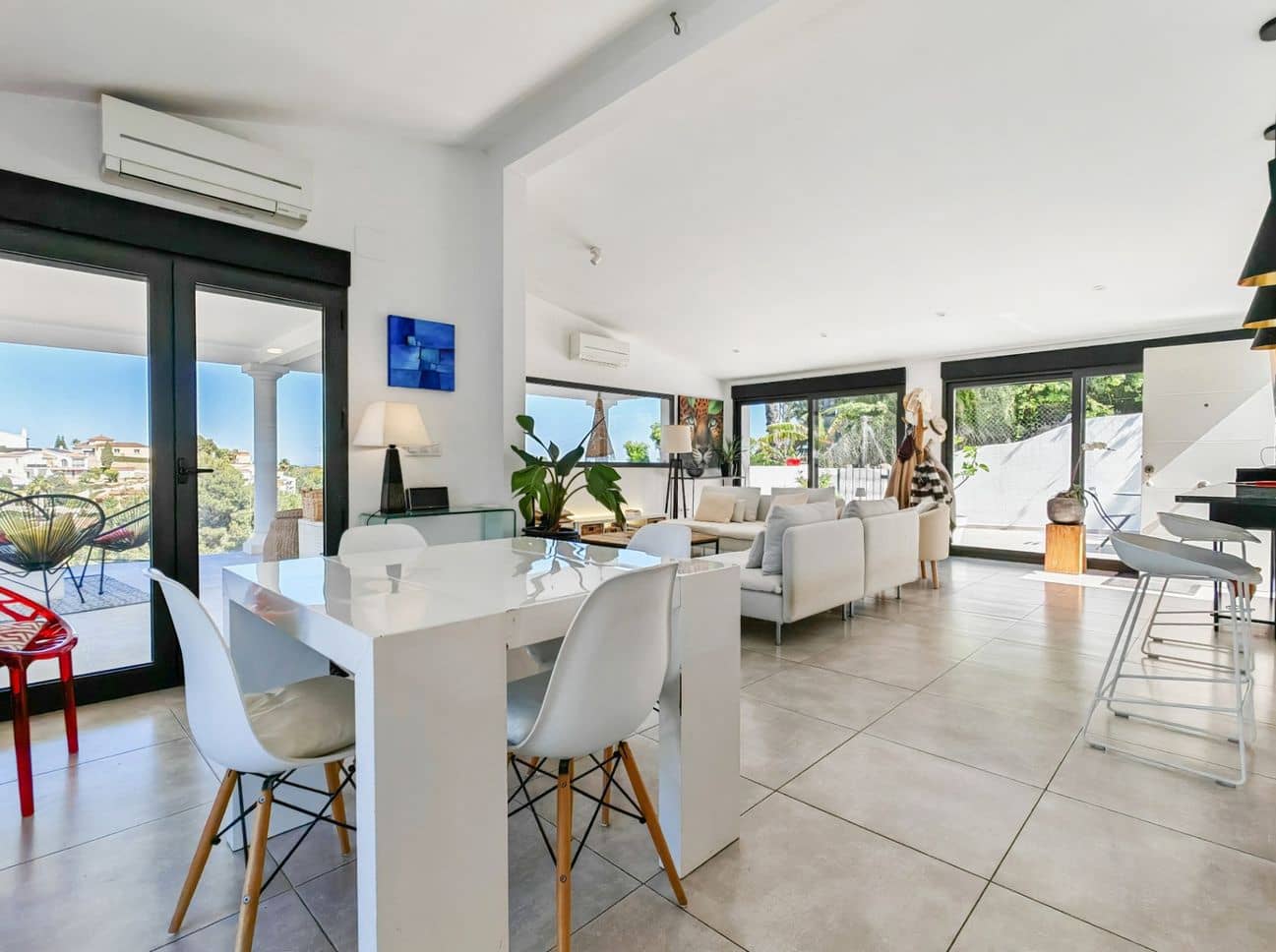 3 bedroom Villa for sale in Denia - € 695,000 (Ref: 10048161)