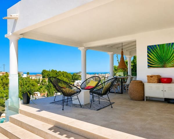 3 bedroom Villa for sale in El Montgó, Dénia - € 695,000 (Ref: 10048161)