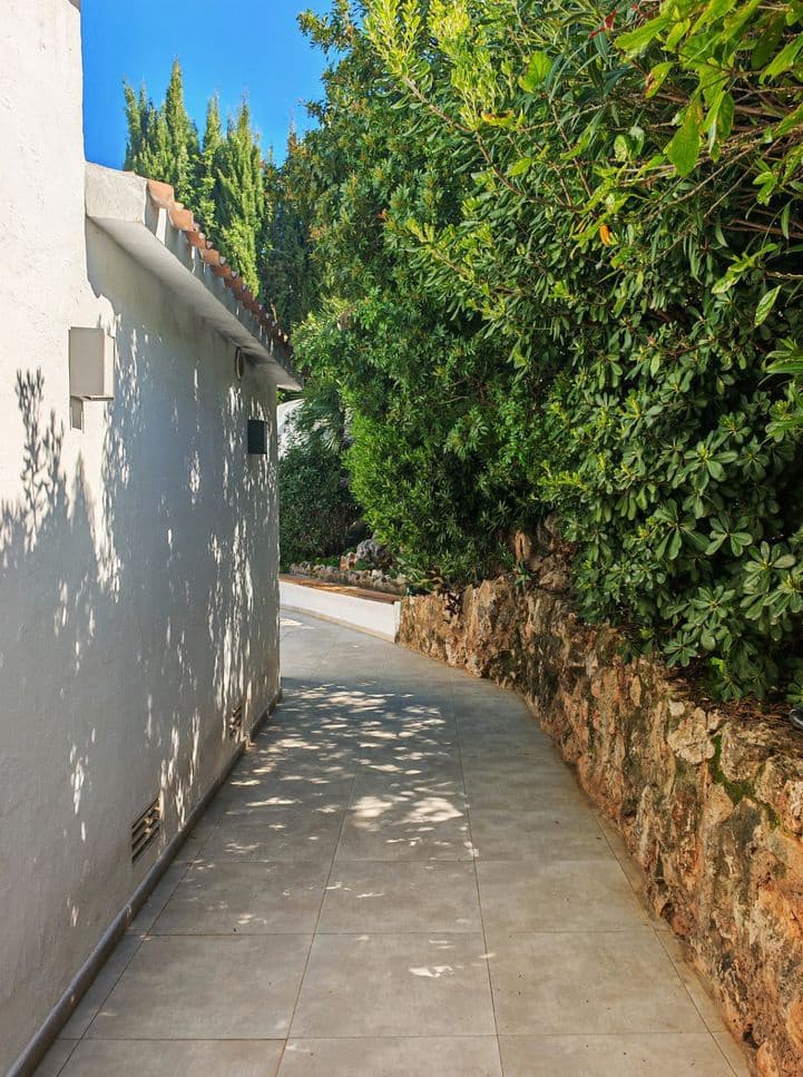 3 bedroom Villa for sale in Denia - € 695,000 (Ref: 10048161)