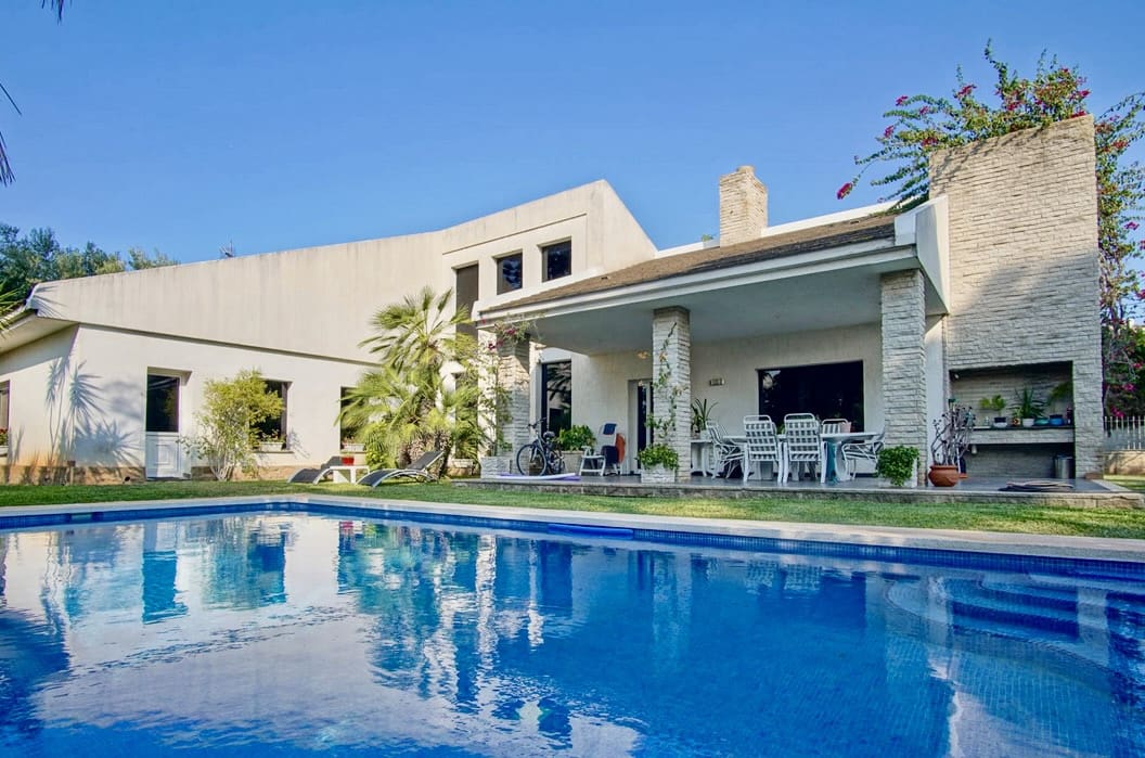 4 soveværelse Villa til salg i Denia med swimmingpool garage - € 1.190.000 (Ref: 10077284)