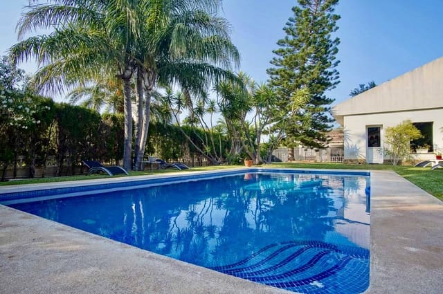 4 soveværelse Villa til salg i Dénia med swimmingpool garage - € 1.190.000 (Ref: 10077284)