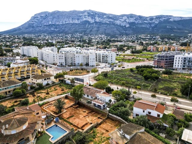 Chalet de 4 habitaciones en Dénia en venta con piscina garaje - 960.000 € (Ref: 10077285)