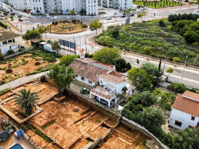 Chalet de 4 habitaciones en Dénia en venta con piscina garaje - 960.000 € (Ref: 10077285)