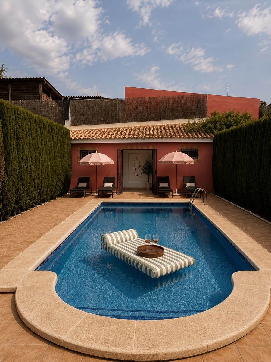 4 bedroom Semi-detached Villa for sale in Monforte del Cid with pool garage - € 550,000 (Ref: 10094063)