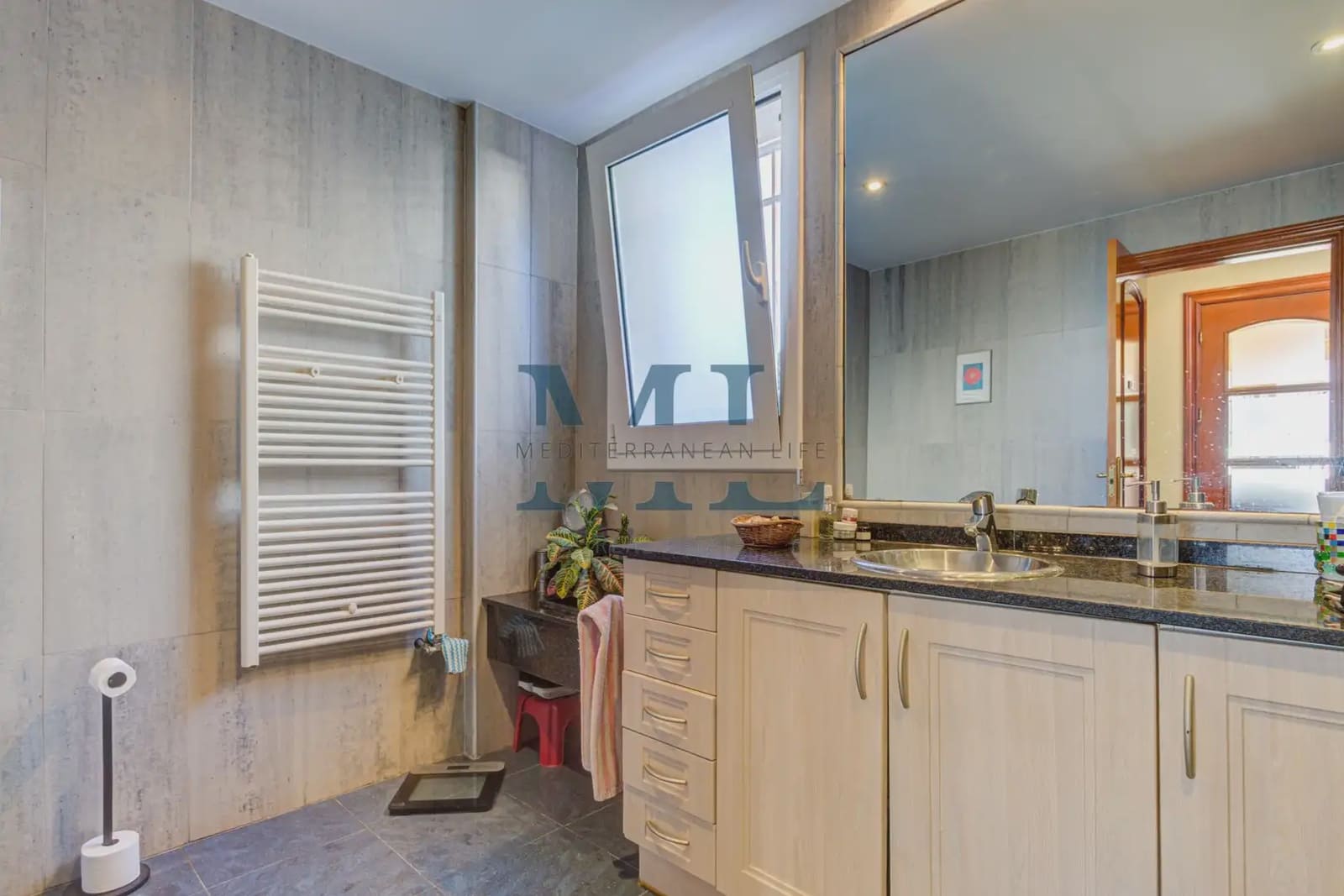 6 soverom Villa til salgs i Cubelles med svømmebasseng garasje - € 599 000 (Ref: 10081516)