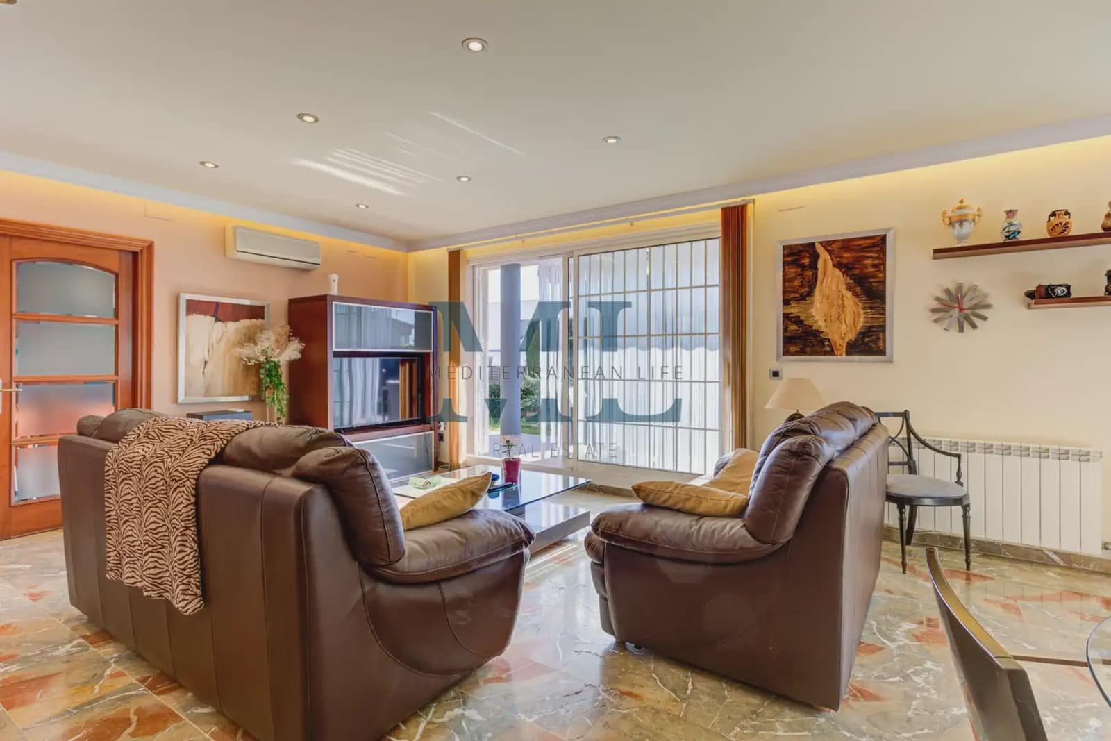 6 soverom Villa til salgs i Cubelles med svømmebasseng garasje - € 599 000 (Ref: 10081516)