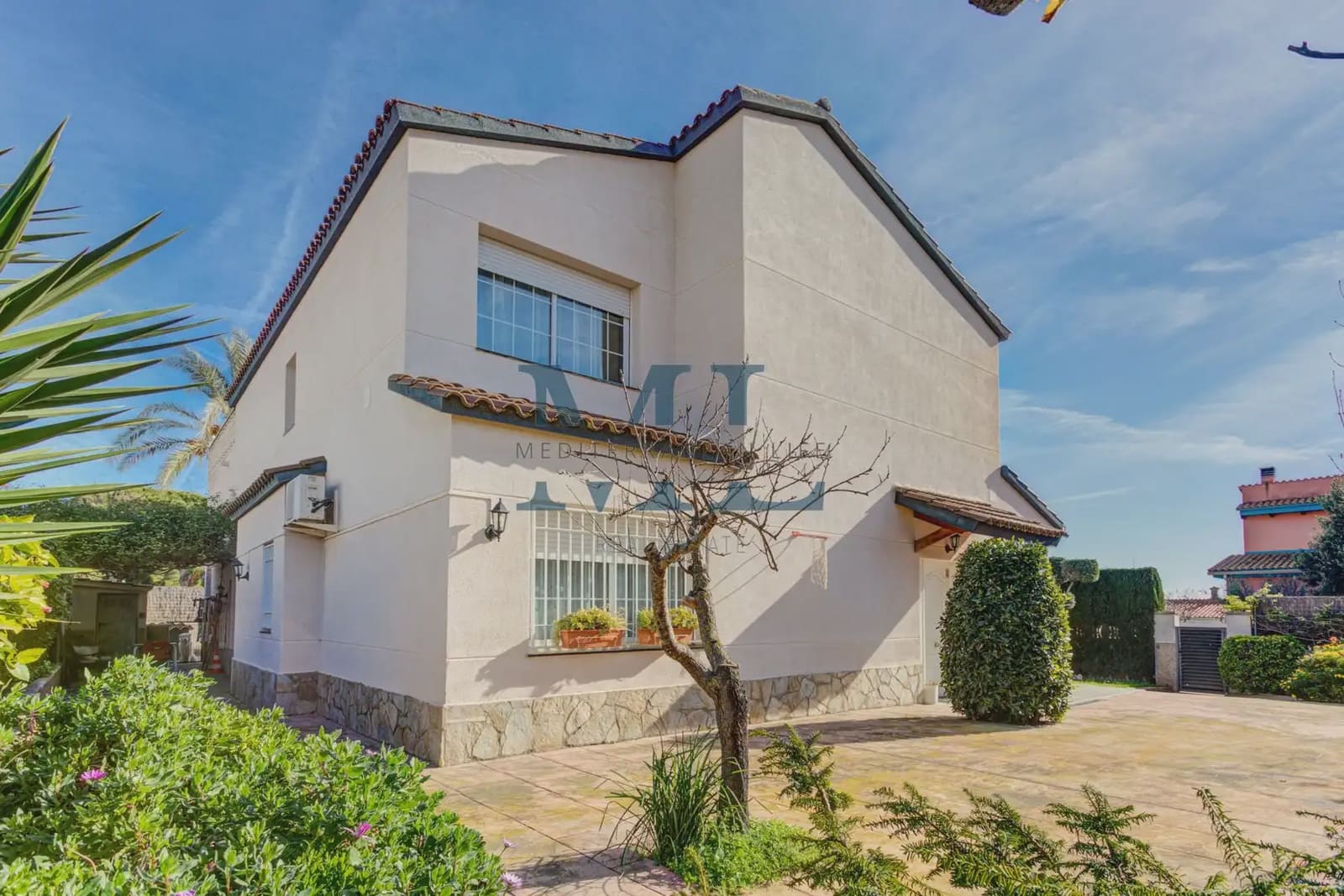 6 soverom Villa til salgs i Cubelles med svømmebasseng garasje - € 599 000 (Ref: 10081516)