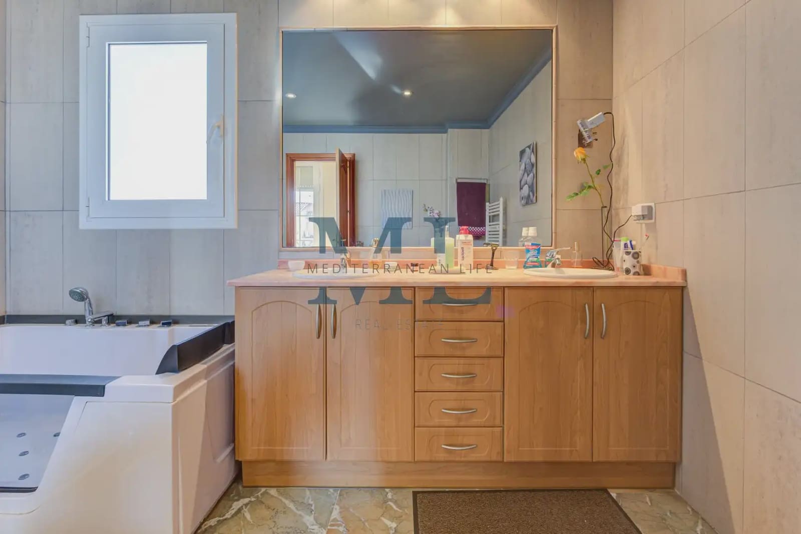 6 soverom Villa til salgs i Cubelles med svømmebasseng garasje - € 599 000 (Ref: 10081516)