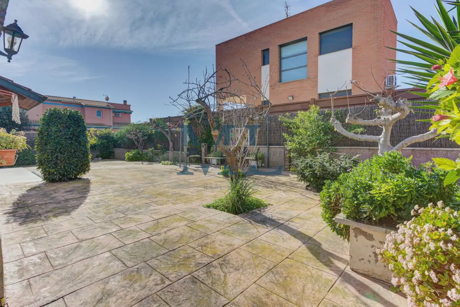 6 soverom Villa til salgs i Cubelles med svømmebasseng garasje - € 599 000 (Ref: 10081516)