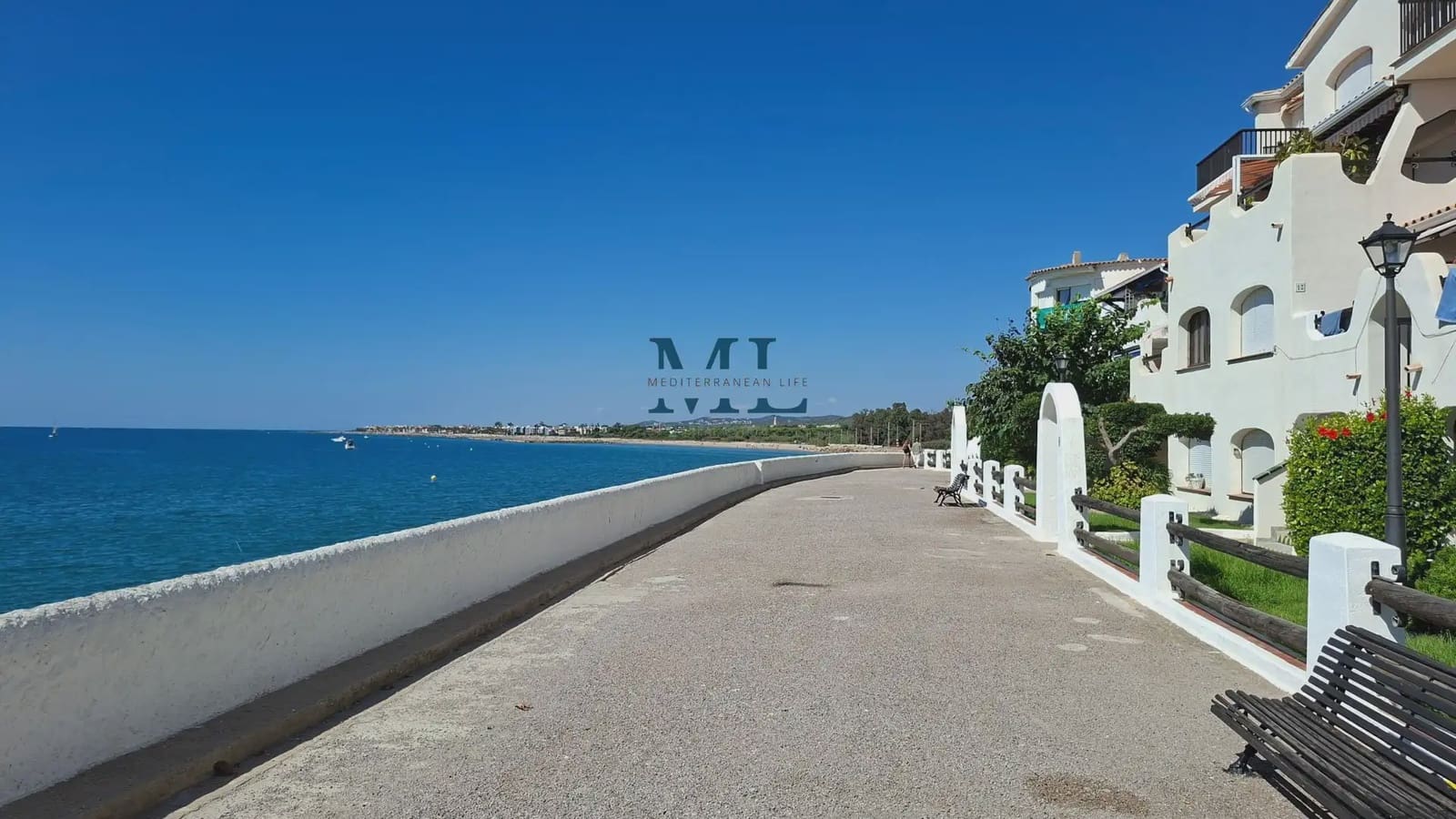 2 slaapkamer Flat te koop in Vilanova i la Geltru met garage - € 380.000 (Ref: 10081517)