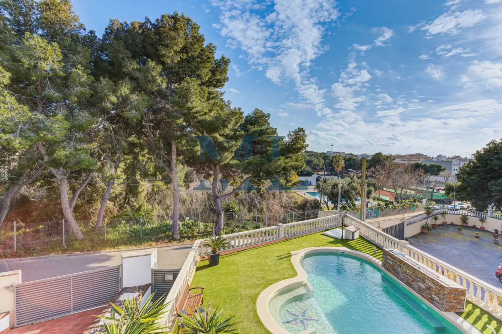 Chalet de 4 habitaciones en Sant Pere de Ribes en venta con piscina garaje - 998.000 € (Ref: 10081518)