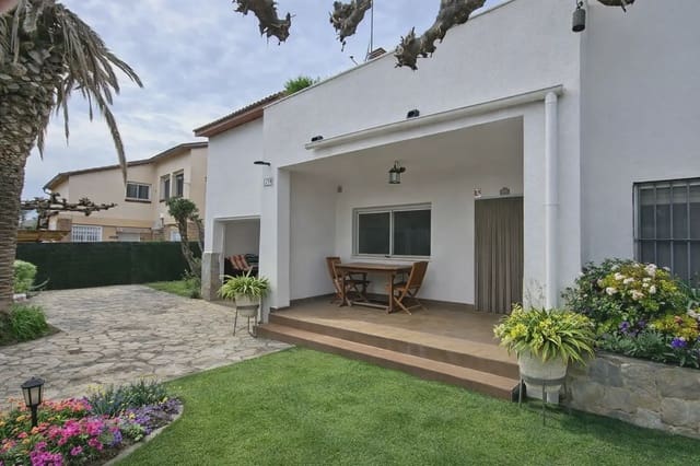 Chalet de 5 habitaciones en Sant Pere de Ribes en venta con piscina garaje - 475.000 € (Ref: 10081525)