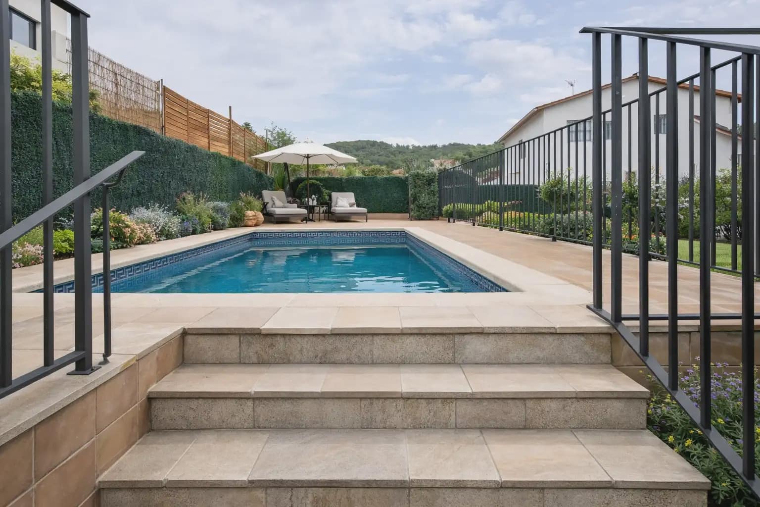Chalet de 5 habitaciones en Sant Pere de Ribes en venta con piscina garaje - 475.000 € (Ref: 10081525)