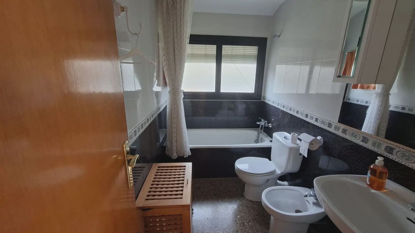 Chalet de 5 habitaciones en Sant Pere de Ribes en venta con piscina garaje - 475.000 € (Ref: 10081525)