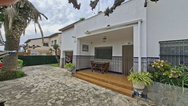 Chalet de 5 habitaciones en Sant Pere de Ribes en venta con piscina garaje - 475.000 € (Ref: 10081525)
