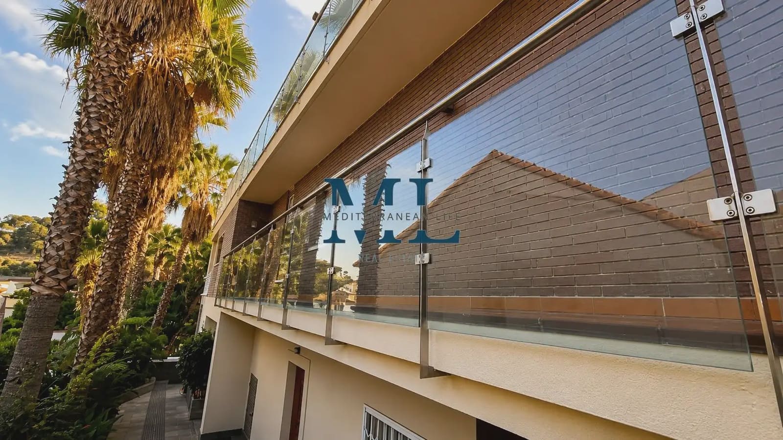 Chalet de 5 habitaciones en Cubelles en venta con piscina garaje - 465.000 € (Ref: 10081526)