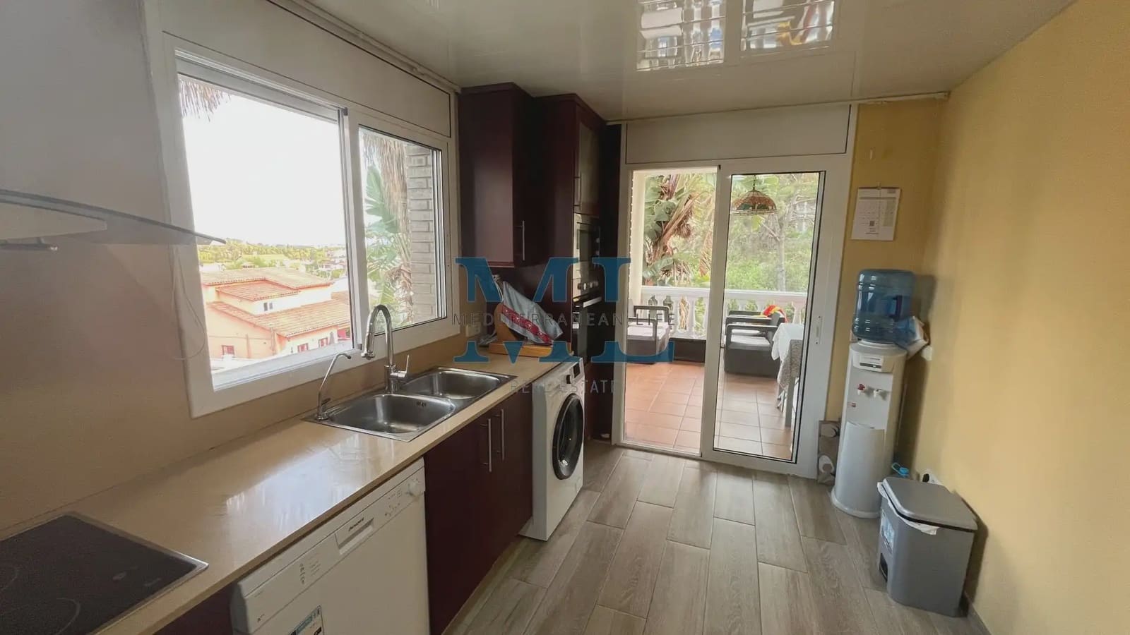Chalet de 5 habitaciones en Cubelles en venta con piscina garaje - 465.000 € (Ref: 10081526)