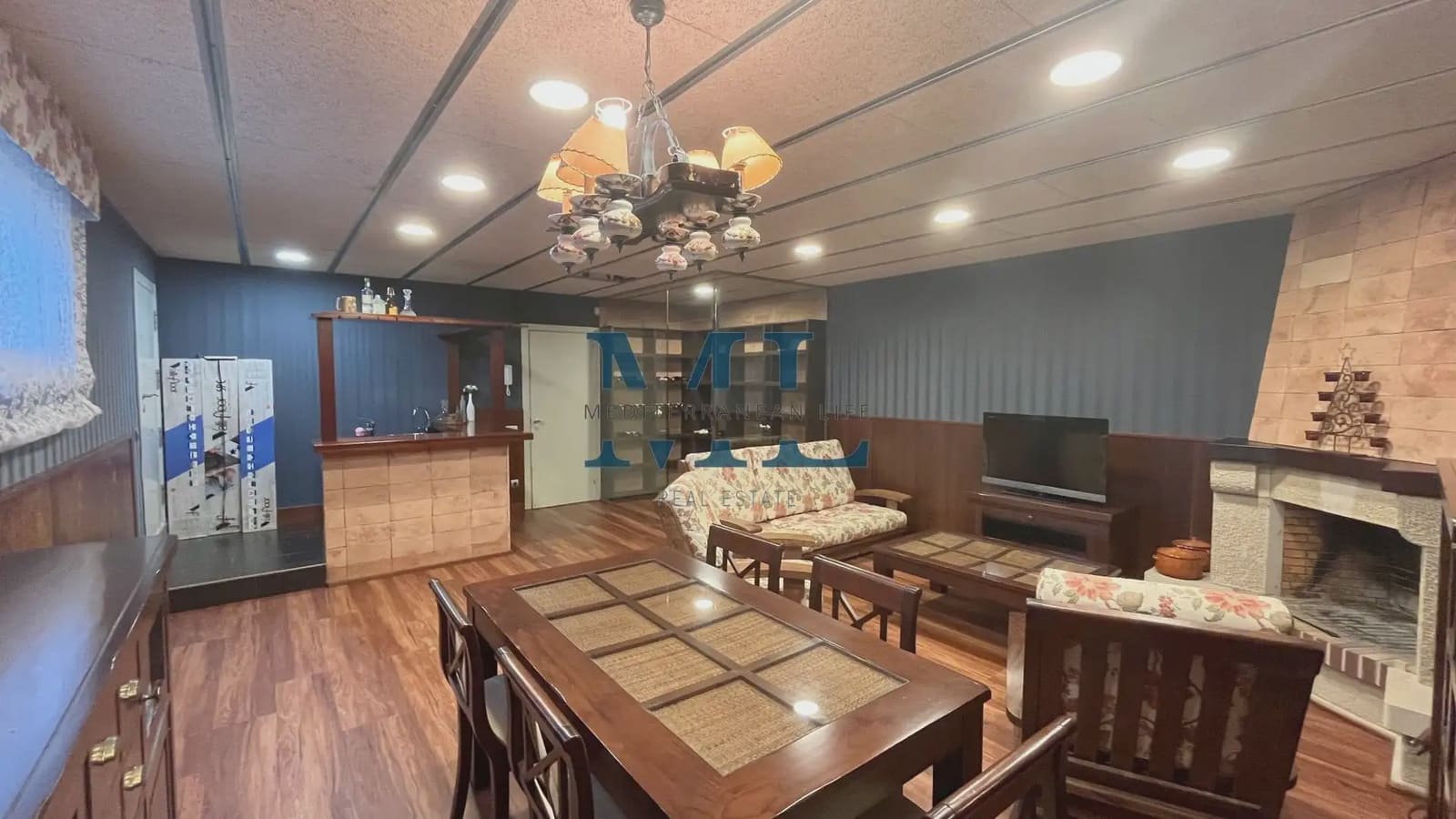 Chalet de 5 habitaciones en Cubelles en venta con piscina garaje - 465.000 € (Ref: 10081526)