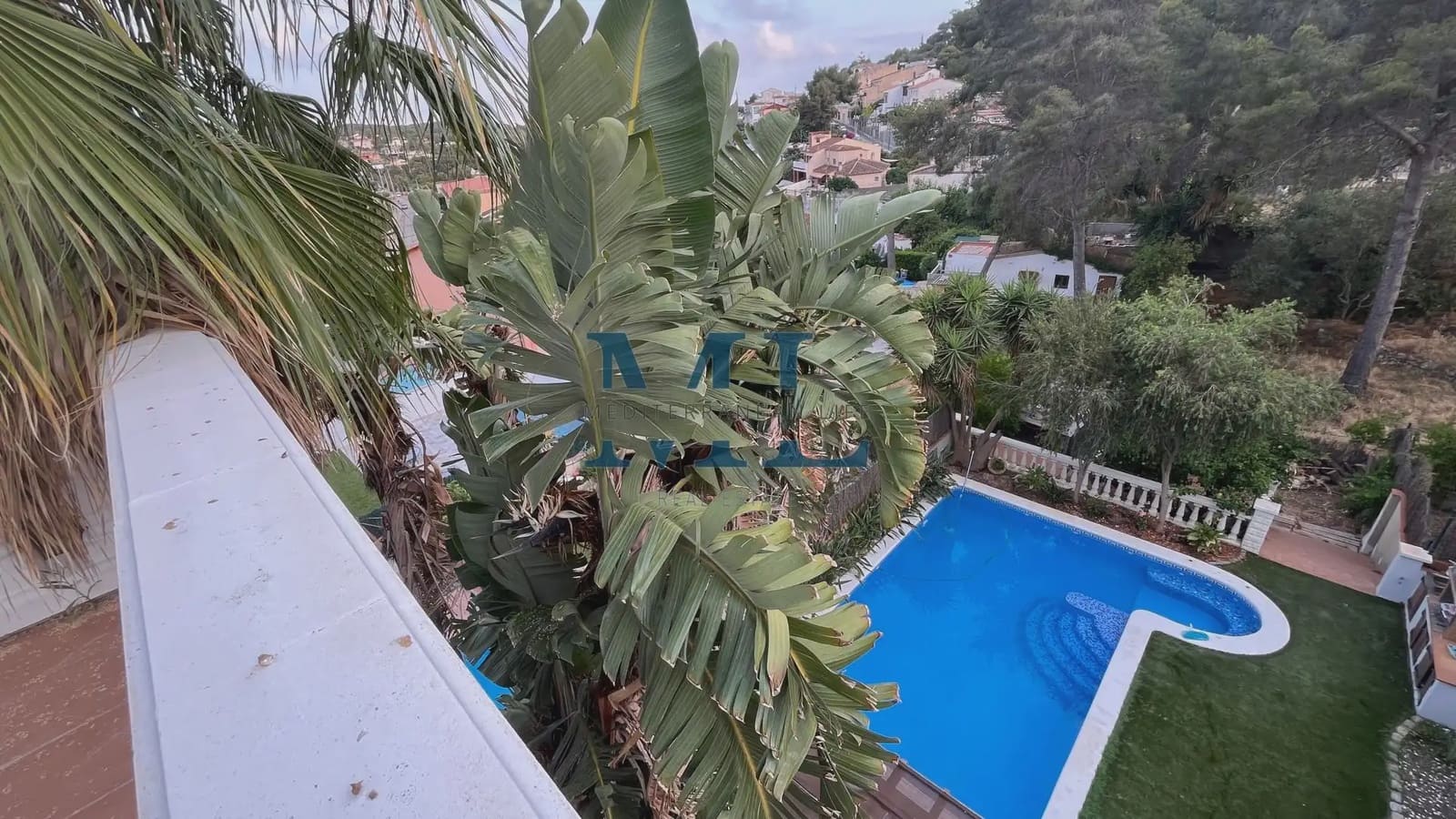 Chalet de 5 habitaciones en Cubelles en venta con piscina garaje - 465.000 € (Ref: 10081526)