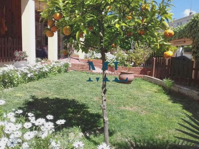 Chalet de 3 habitaciones en Sant Pere de Ribes en venta con garaje - 721.000 € (Ref: 10081527)