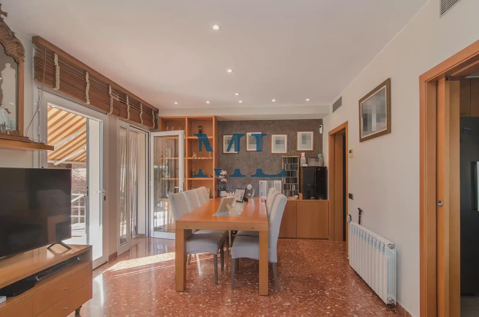 7 slaapkamer Villa te koop in Sant Pere de Ribes met zwembad garage - € 750.000 (Ref: 10081530)