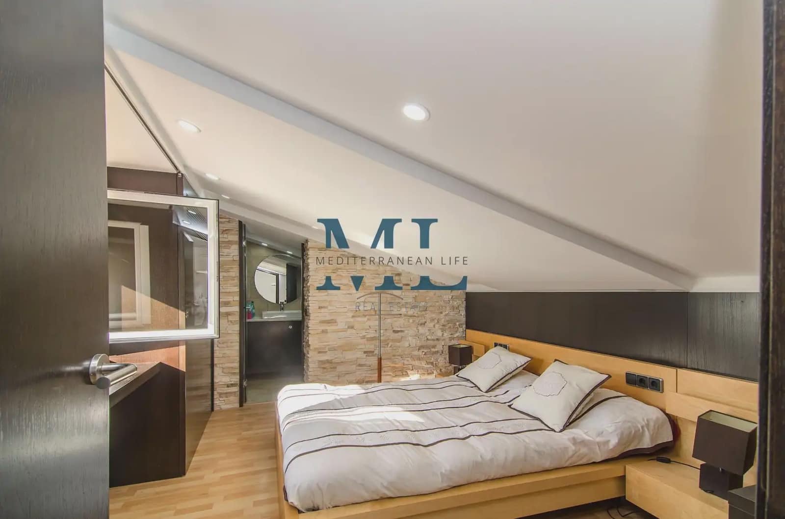 7 slaapkamer Villa te koop in Sant Pere de Ribes met zwembad garage - € 750.000 (Ref: 10081530)