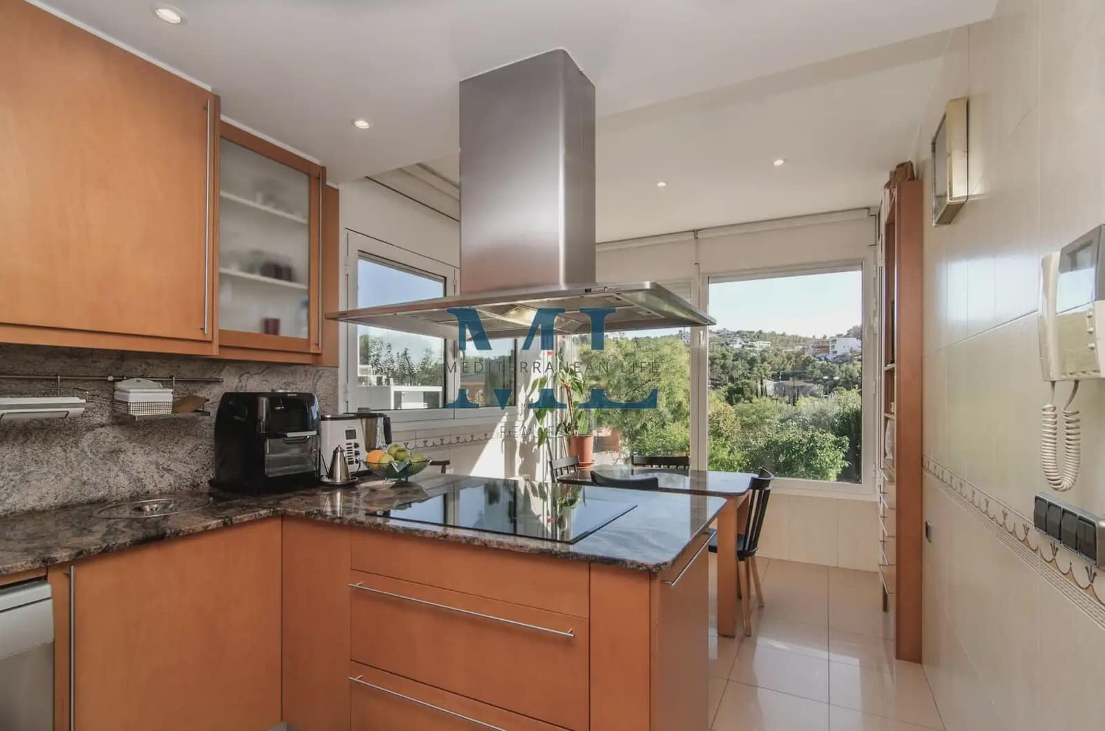 7 slaapkamer Villa te koop in Sant Pere de Ribes met zwembad garage - € 750.000 (Ref: 10081530)