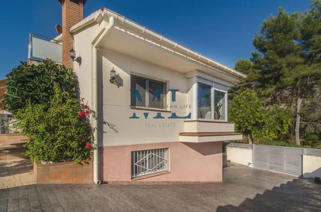 7 slaapkamer Villa te koop in Sant Pere de Ribes met zwembad garage - € 750.000 (Ref: 10081530)