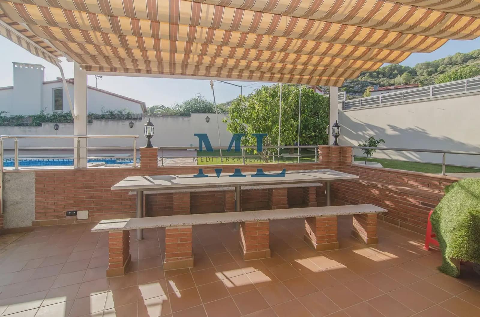 7 slaapkamer Villa te koop in Sant Pere de Ribes met zwembad garage - € 750.000 (Ref: 10081530)