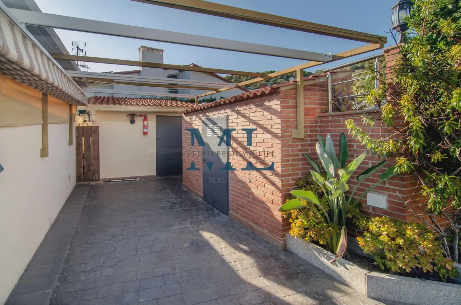7 slaapkamer Villa te koop in Sant Pere de Ribes met zwembad garage - € 750.000 (Ref: 10081530)