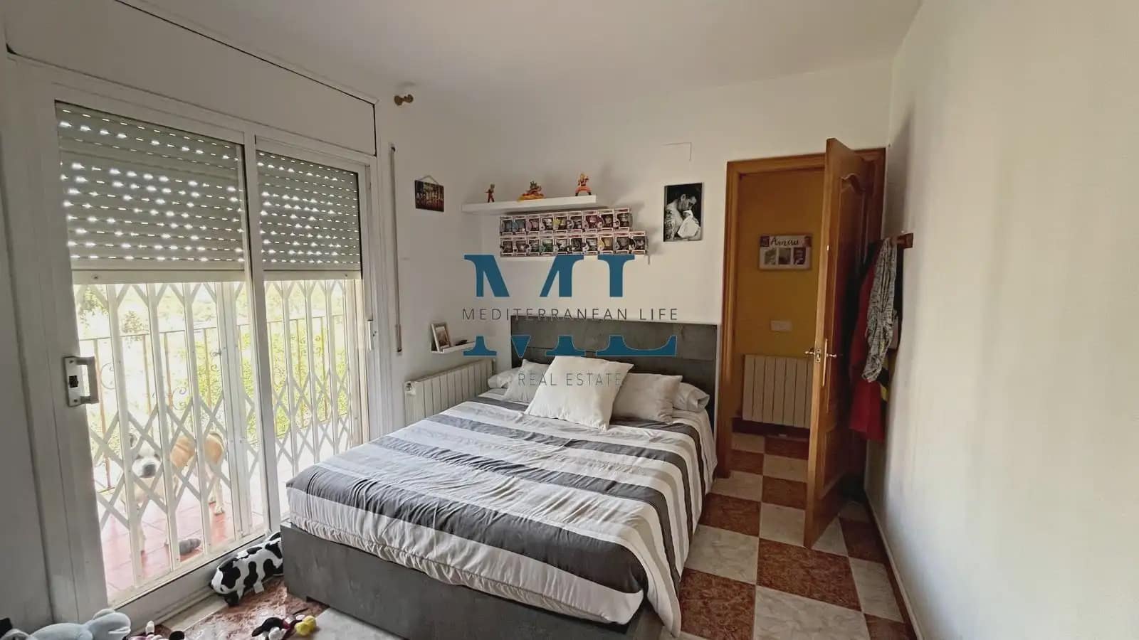 3 bedroom Villa for sale in Canyelles with garage - € 380,000 (Ref: 10081534)