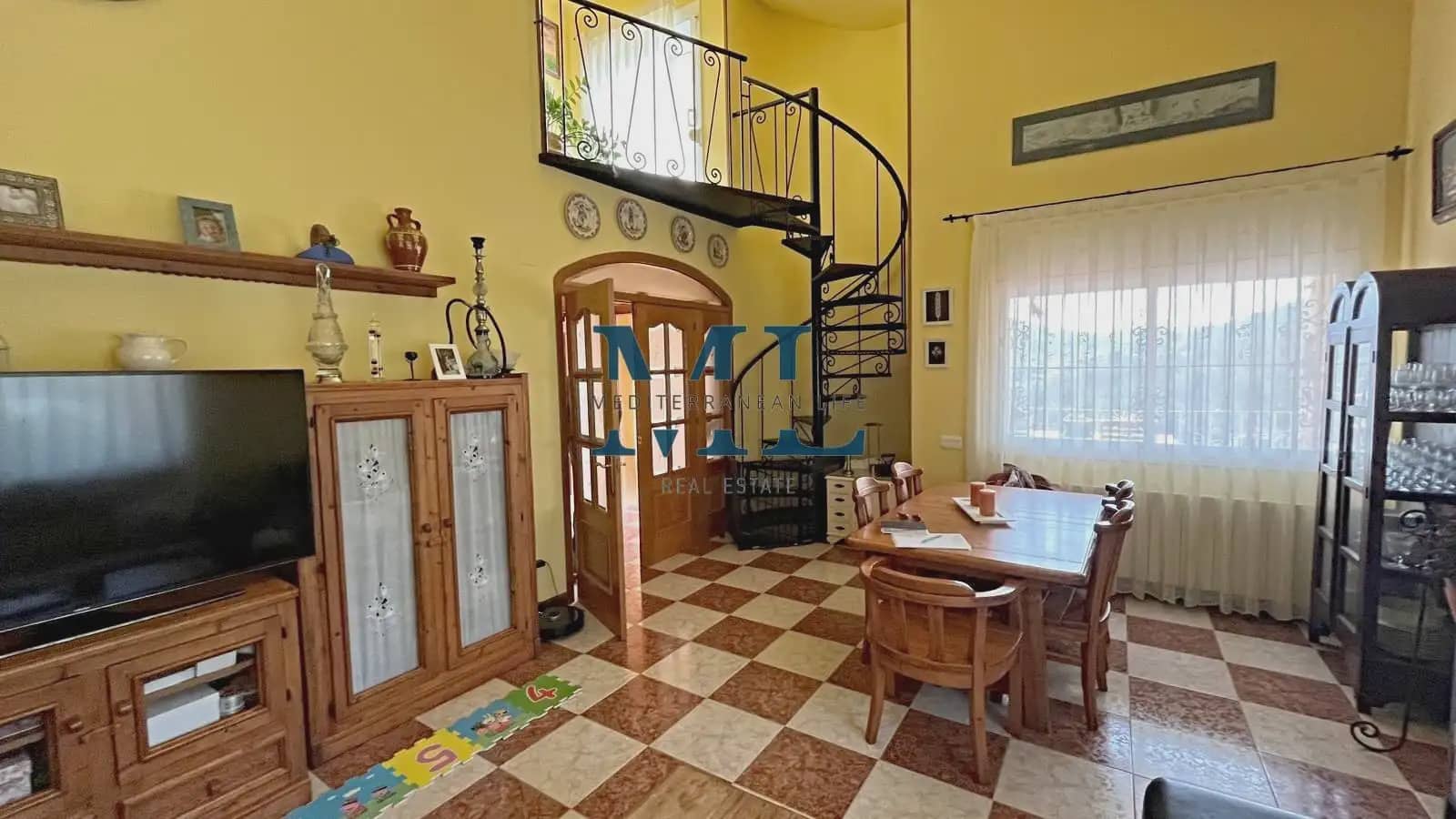 3 bedroom Villa for sale in Canyelles with garage - € 380,000 (Ref: 10081534)