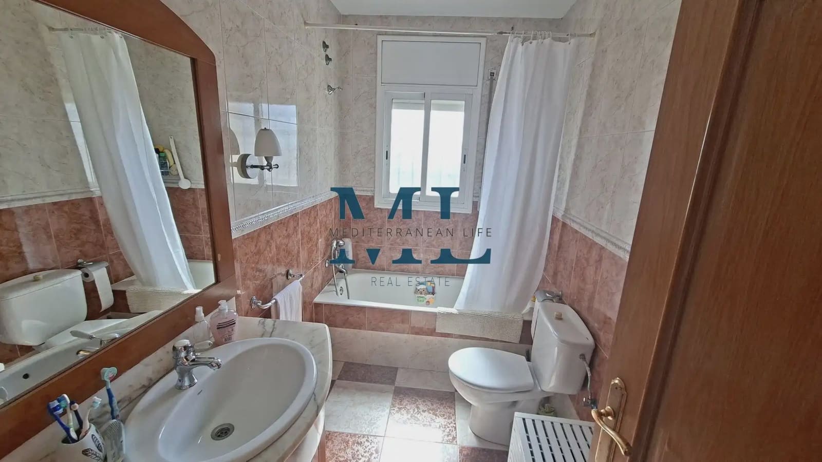 3 bedroom Villa for sale in Canyelles with garage - € 380,000 (Ref: 10081534)