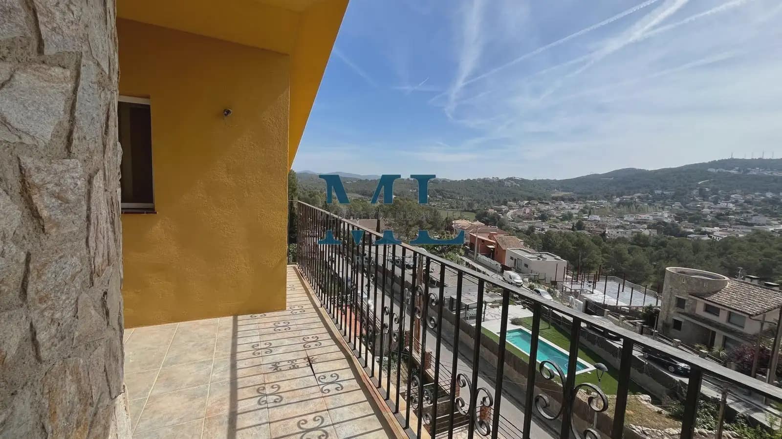 3 bedroom Villa for sale in Canyelles with garage - € 380,000 (Ref: 10081534)