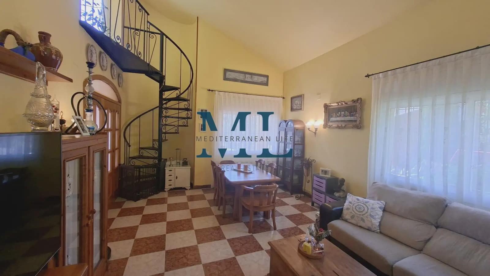 3 bedroom Villa for sale in Canyelles with garage - € 380,000 (Ref: 10081534)