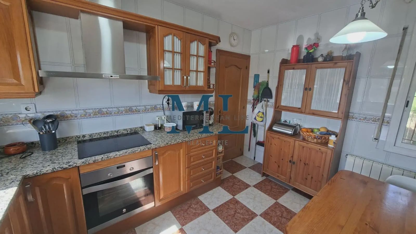 3 bedroom Villa for sale in Canyelles with garage - € 380,000 (Ref: 10081534)