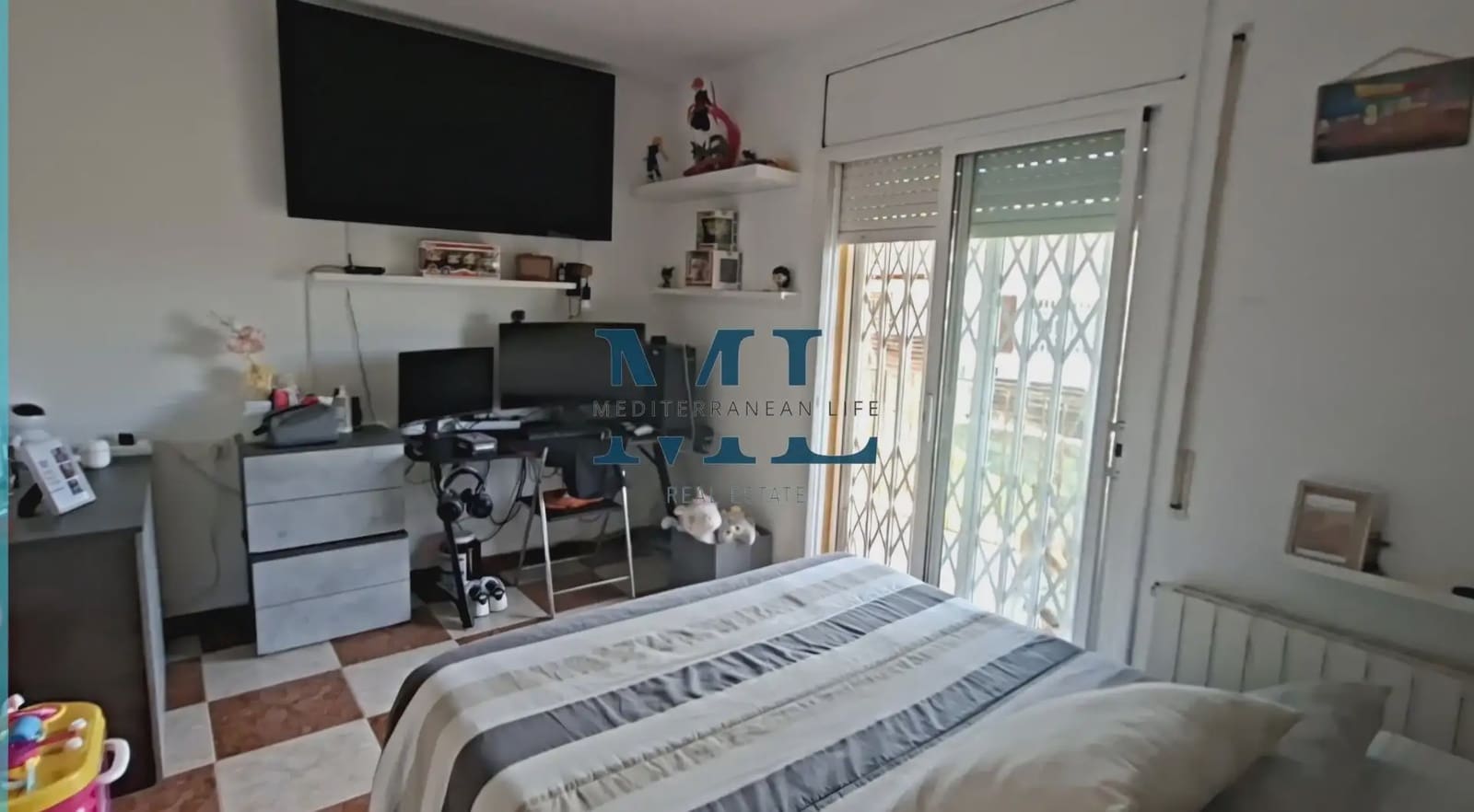 3 bedroom Villa for sale in Canyelles with garage - € 380,000 (Ref: 10081534)
