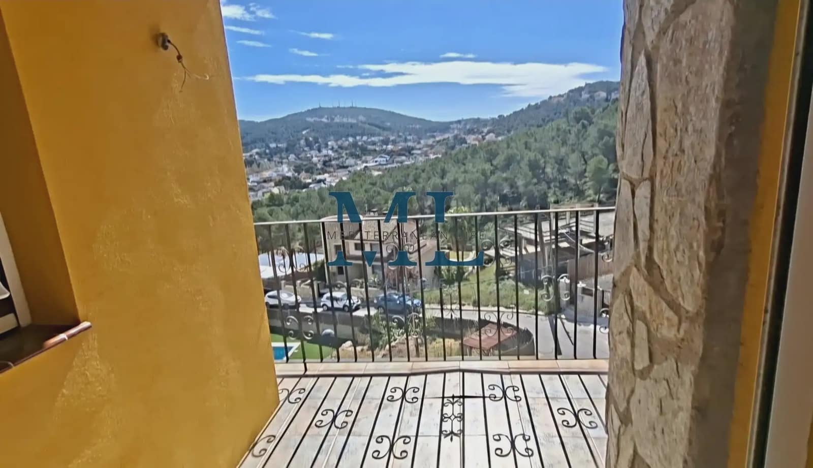 3 bedroom Villa for sale in Canyelles with garage - € 380,000 (Ref: 10081534)