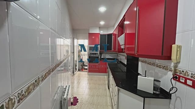 4 makuuhuone Rivitalo myytävänä paikassa Sant Pere de Ribes mukana 
autotalli - 335 000 € (Ref: 10081535)