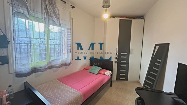 4 makuuhuone Rivitalo myytävänä paikassa Sant Pere de Ribes mukana 
autotalli - 335 000 € (Ref: 10081535)