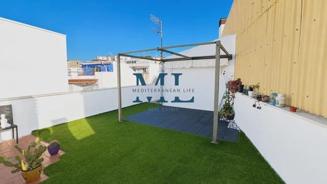 4 makuuhuone Rivitalo myytävänä paikassa Sant Pere de Ribes mukana 
autotalli - 335 000 € (Ref: 10081535)