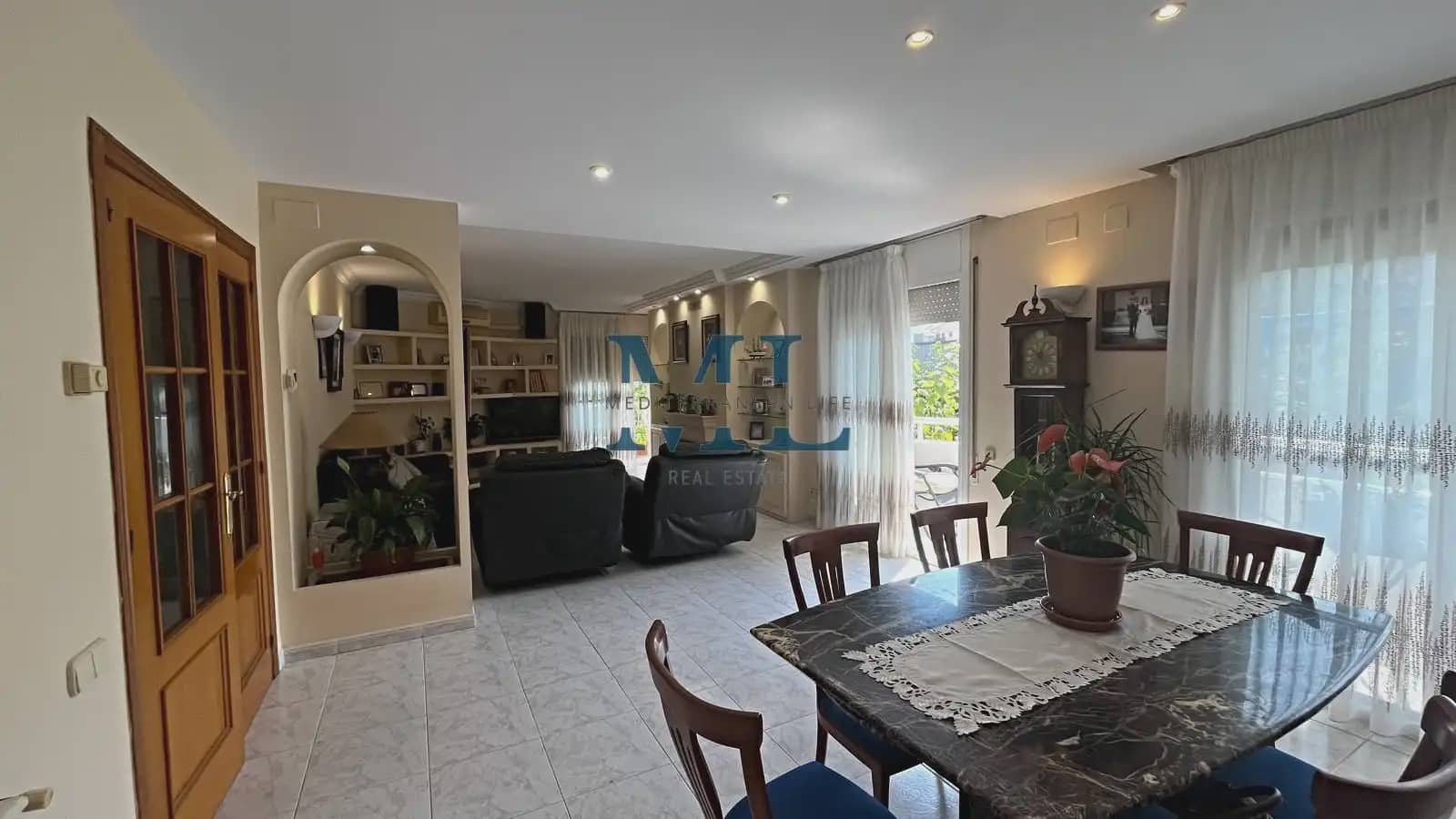 Casa de 5 habitaciones en Vilanova i la Geltrú en venta con garaje - 520.000 € (Ref: 10081536)