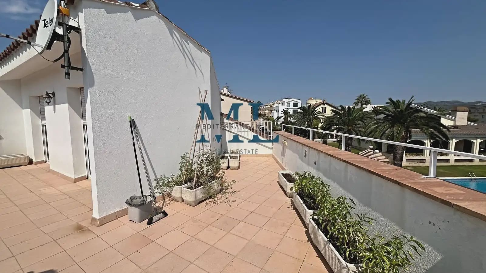 Casa de 5 habitaciones en Vilanova i la Geltrú en venta con garaje - 520.000 € (Ref: 10081536)