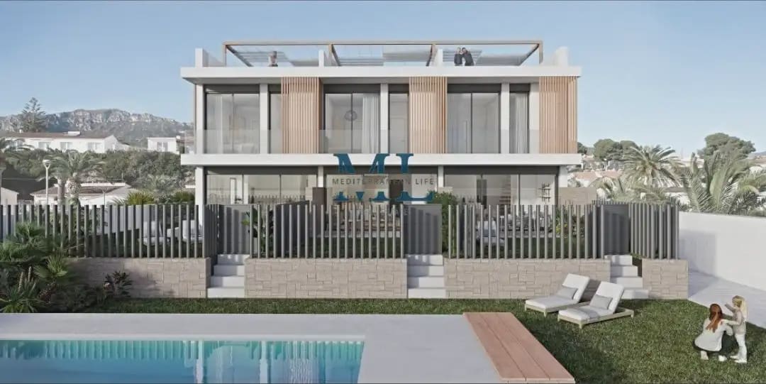 Adosado de 3 habitaciones en Vandellòs i l'Hospitalet de l'Infant en venta con piscina garaje - 495.000 € (Ref: 10101399)